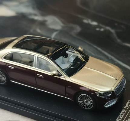 早鸟价 AR 1:64 奔驰 迈巴赫 S680 多条幅轮毂 红金色 合金模型