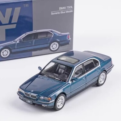 MINIGT 1:64 宝马BMW 750IL Sorrento 金属蓝 合金车模894