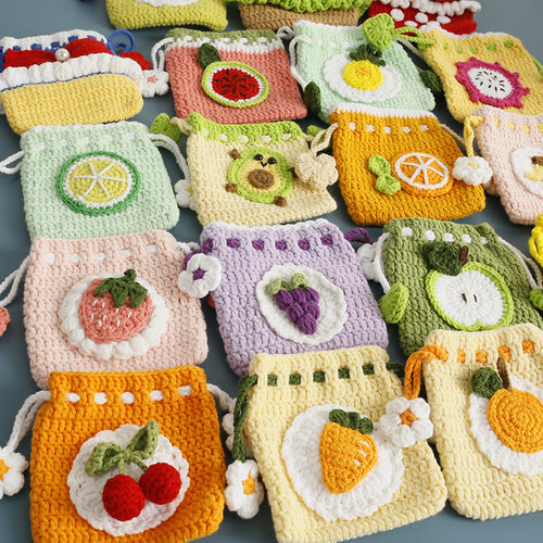 新款手工编织水果图案束口袋毛线钩织零钱包耳机袋成品创意小礼品