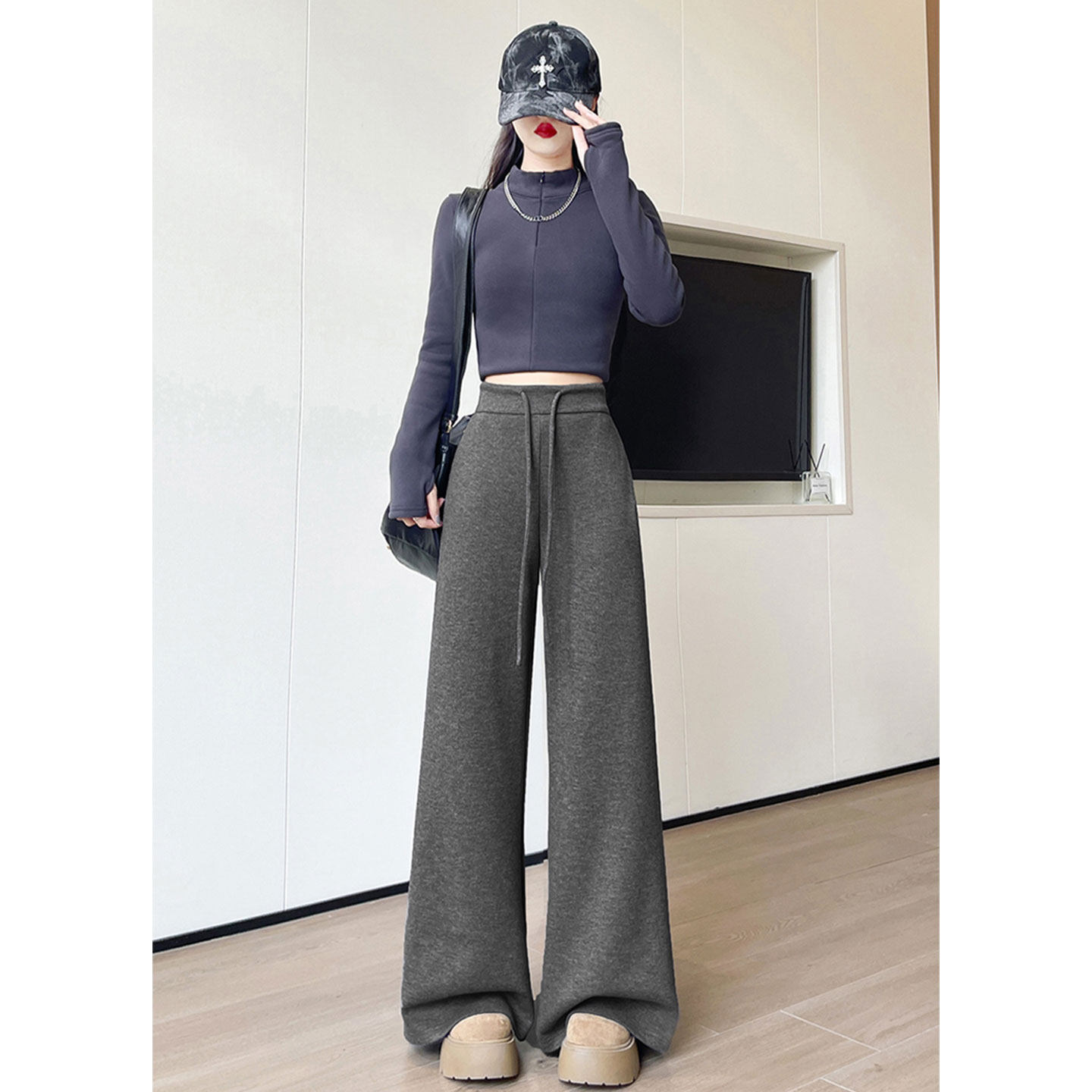 灰色加绒微喇羊绒休闲裤女秋冬新款高级羊毛阔腿喇叭拖地运动裤子,女装/女士精品,休闲裤,淘宝优惠券,粉丝福利购,淘宝优惠卷