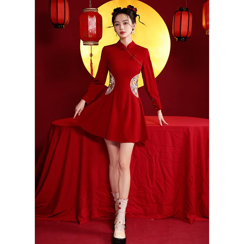 旗袍女新�长袖新年拜年红色礼服�战裙订婚袍洋装春夏季服改良中