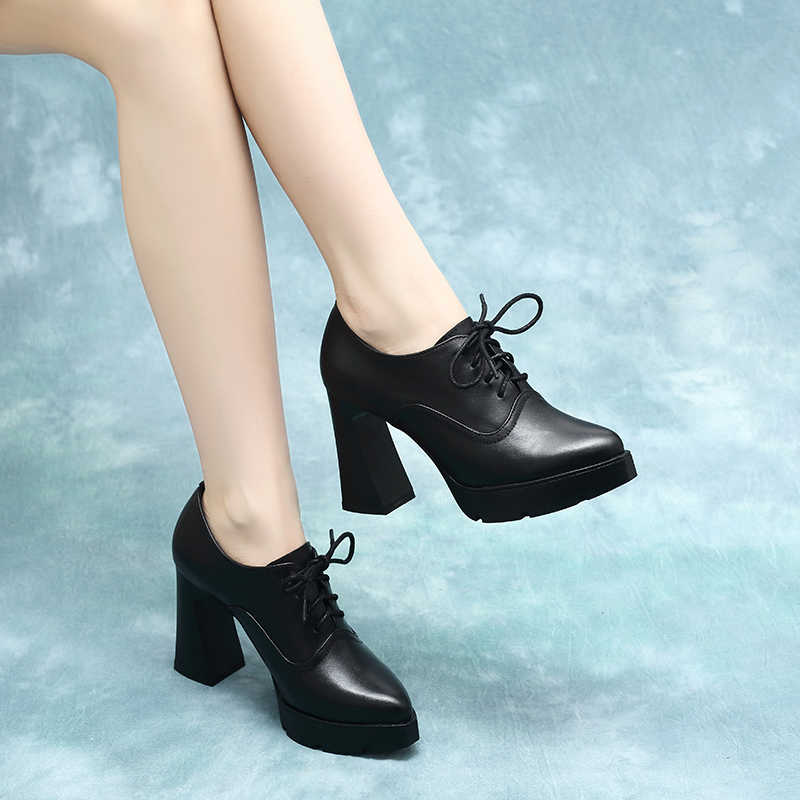 英伦新款深口防水台粗跟小皮鞋