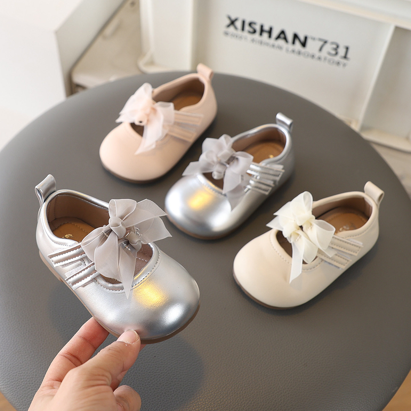 女童小皮鞋2026春季新款儿童鞋子软底公主鞋春夏女宝单鞋女孩银色,童鞋/婴儿鞋/亲子鞋,演出小黑鞋,淘宝优惠券,粉丝福利购,淘宝优惠卷