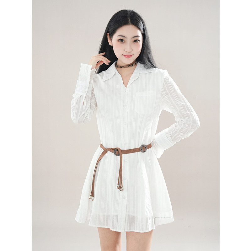 白色长袖衬衫连衣裙女初春法式气质甜美学院风Polo领a字短裙子