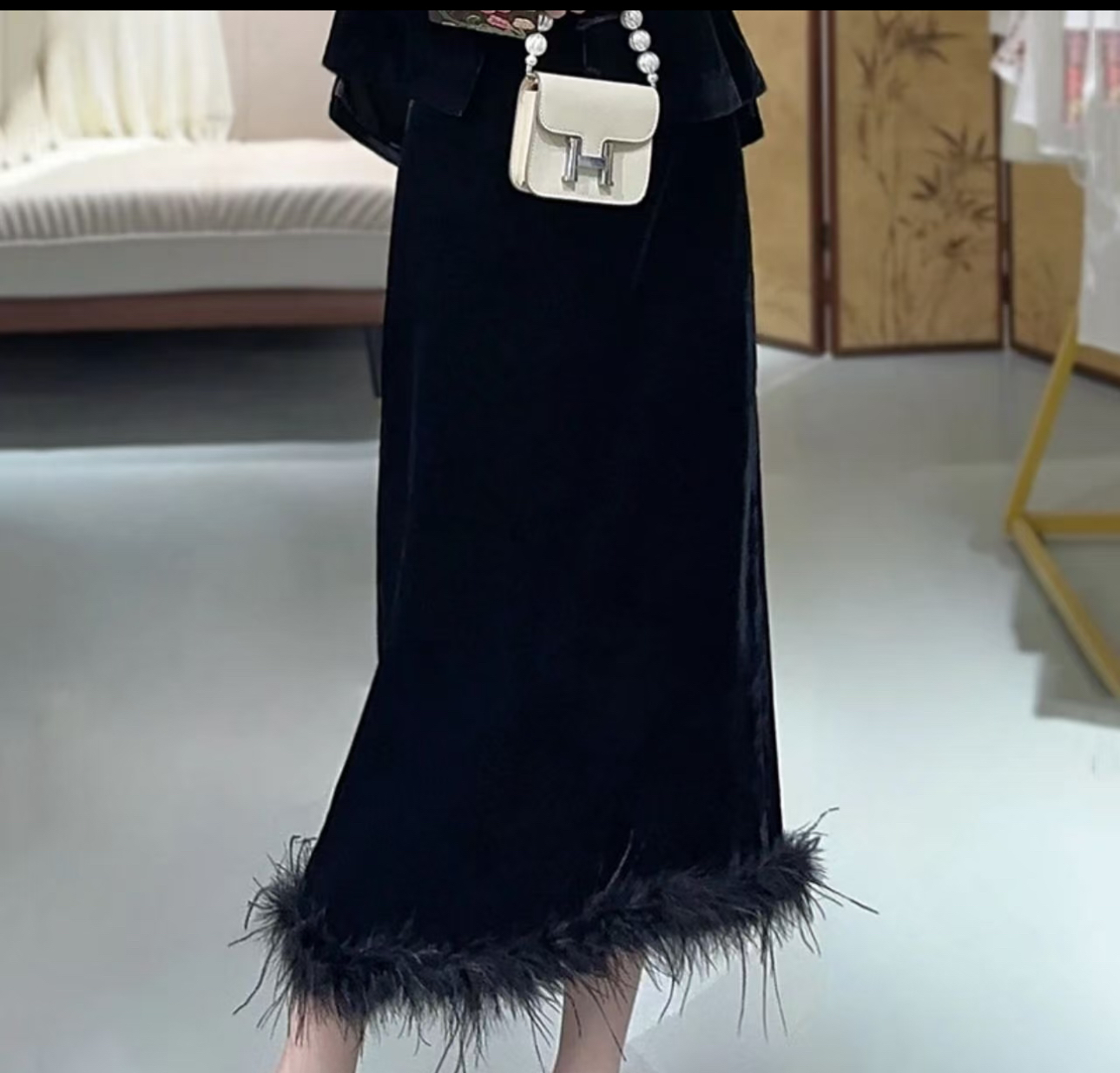 女装入秋穿搭丝绒气质半身裙