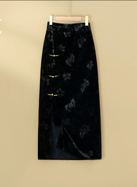 2024秋季新款复古松紧腰A字裙中长款丝绒D盘扣提花国风半身裙女装