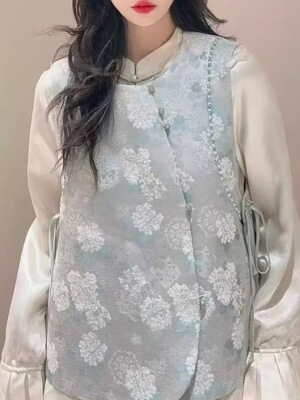 Y1宽松盘扣文艺复古风马夹女