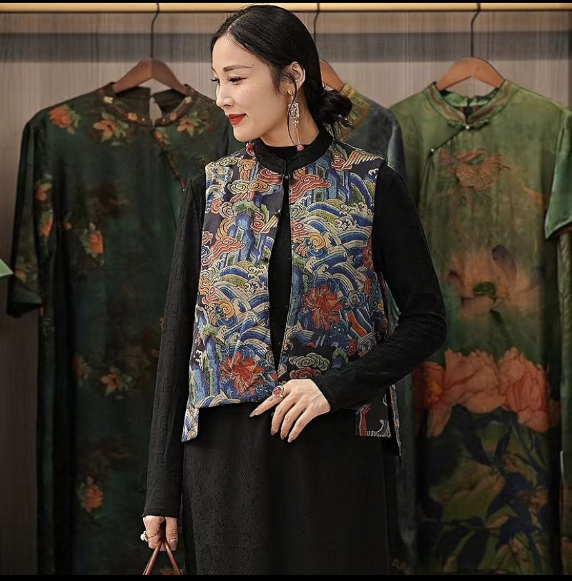 桑蚕丝背心精工刺绣香云纱