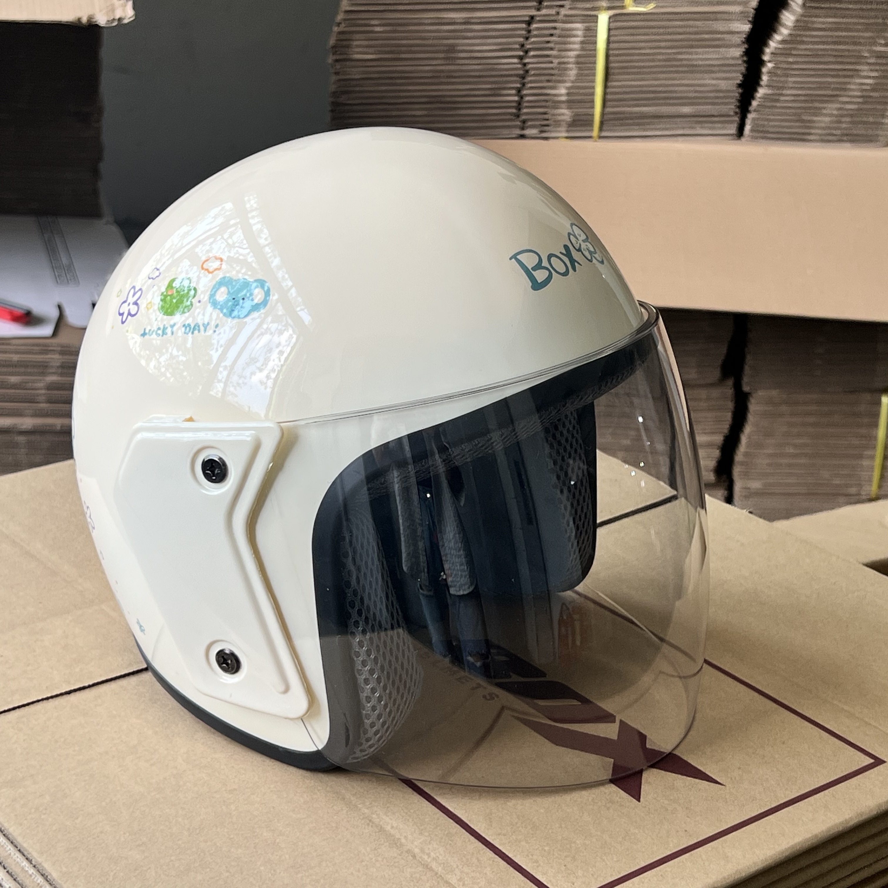 电动电瓶车头盔灰男女四季通用防晒可爱卡通半盔防雾安全帽子成人