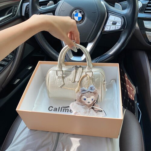 CallmeKitten高级感香槟金枕头包