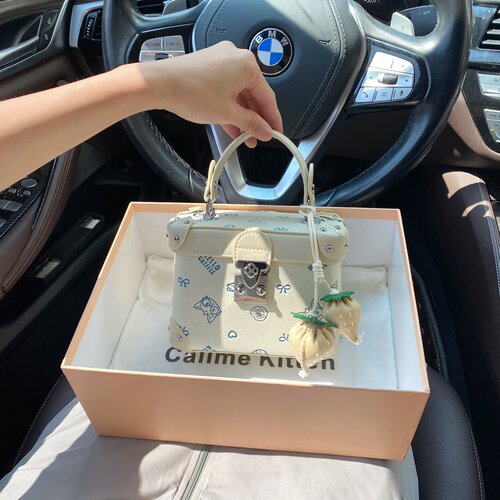 CallmeKitten可爱小众涂鸦盒子包