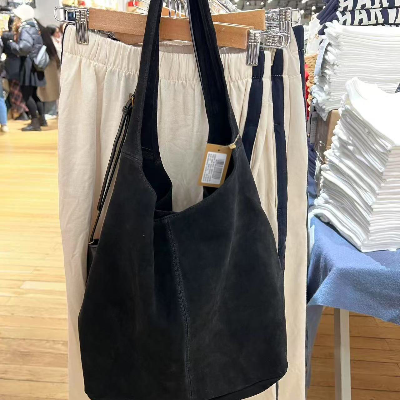 BM官网美式复古大容量软皮革单肩包手提包女大学生2025百搭包包女
