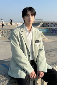 现货休闲西服男春秋宽松大码潮高级感痞帅外套西装 JK342-P98图片