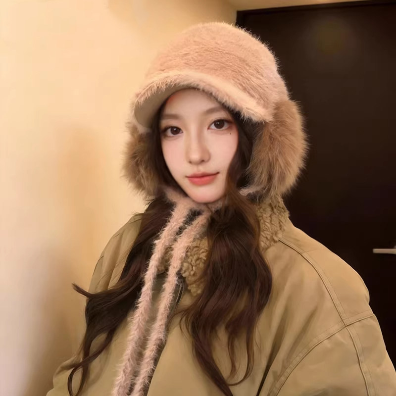 韩系毛绒护耳棒球帽女冬季保暖防寒护耳百搭显脸小系带防风帽子