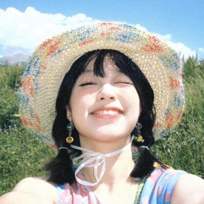 夏日彩虹!明星同款沙滩帽大帽檐显脸小遮阳编织草帽男女极简百搭