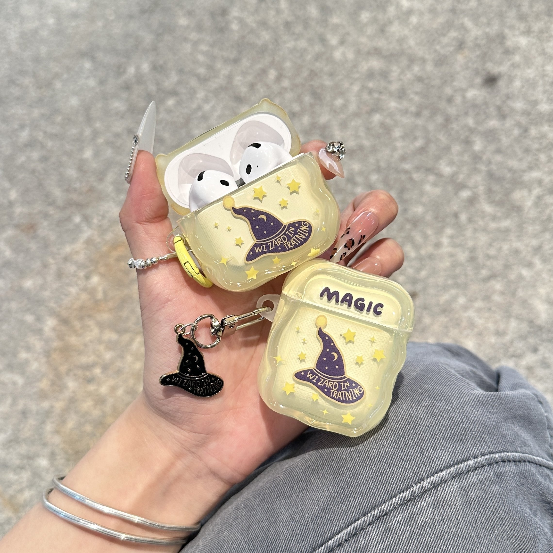 适用于AirPods 1/2/3/4代 Pro/Pro2/Pro3保护套 苹果蓝牙耳机壳 防摔防刮壳 可爱个性款 哈利波特巫师帽