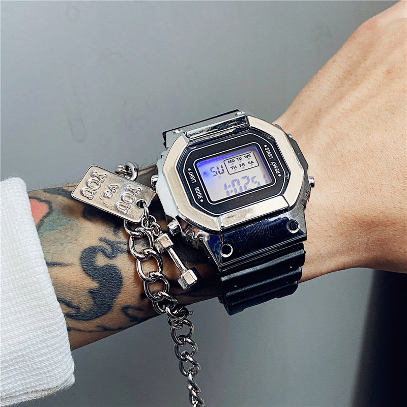 日本方块电子手表潮男青少年初高中学生女防水led运动潮流高级感