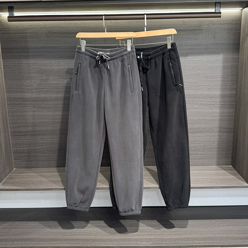 冬季男直筒宽松加厚防风保暖卫裤