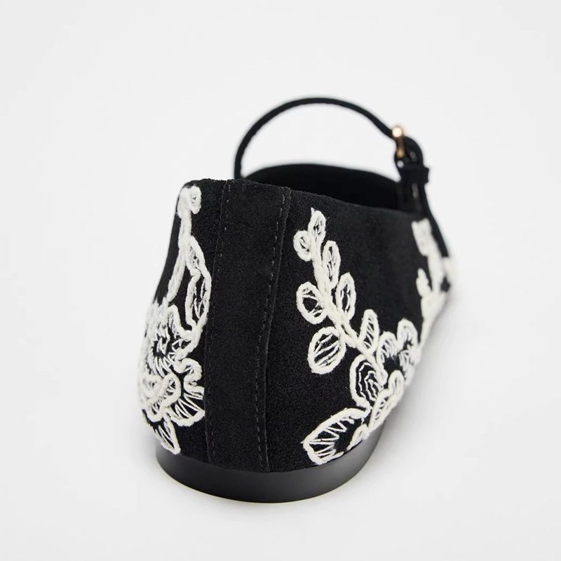 2026 shoes women复古刺绣花朵平底芭蕾舞鞋女春季新款法式圆头一,流行男鞋,单鞋,淘宝优惠券,粉丝福利购,淘宝优惠卷