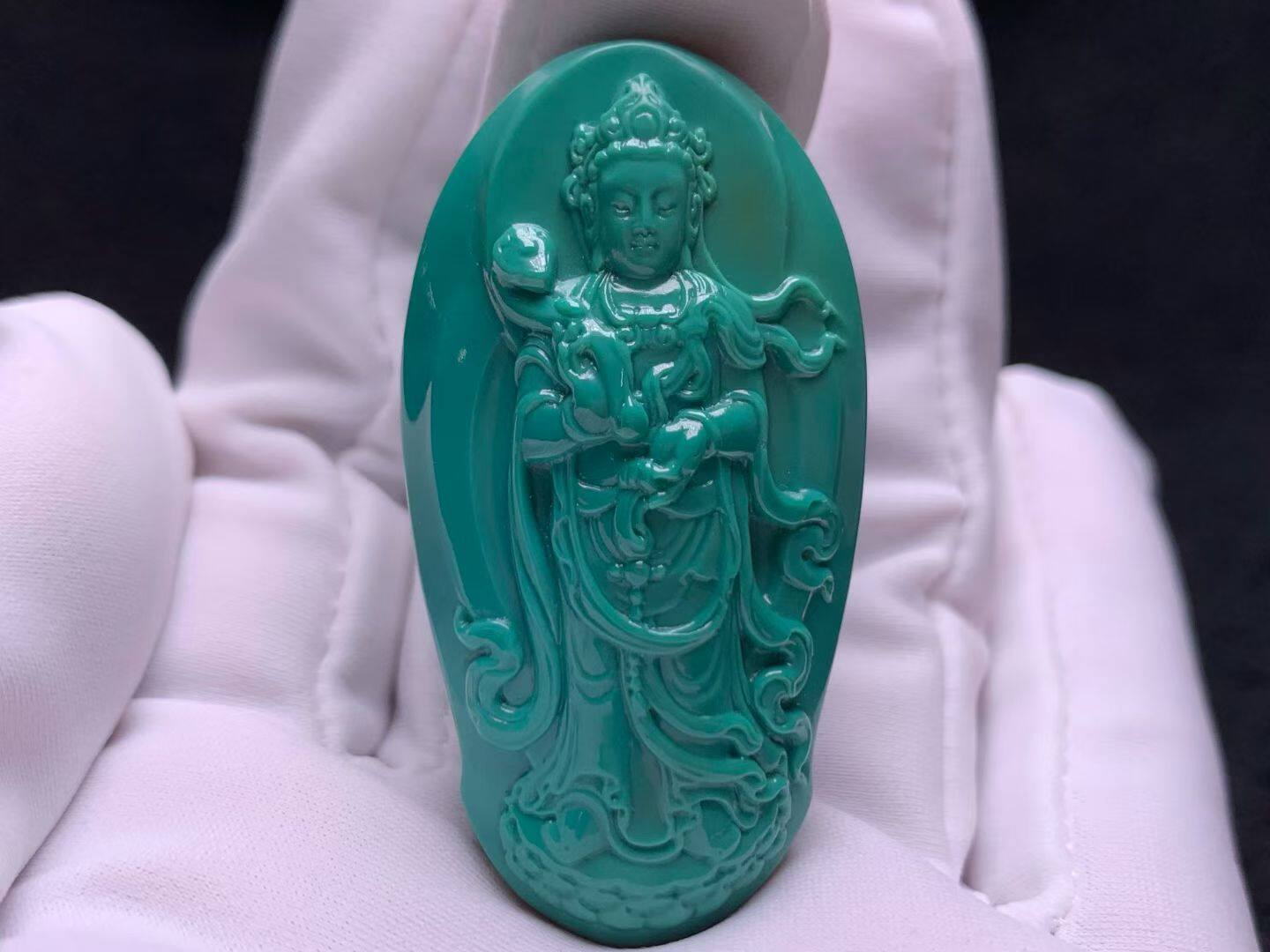 湖北十堰矿区天然原矿高瓷绿松石精工雕刻全身观音度母吊坠挂件