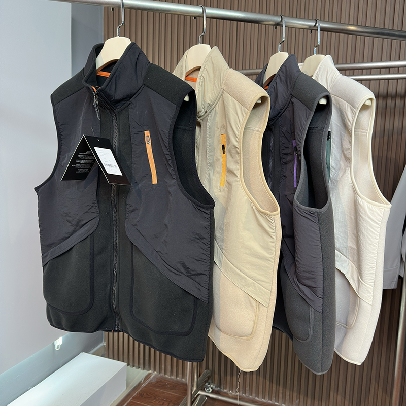 秋冬季户外运动双面摇粒绒马甲