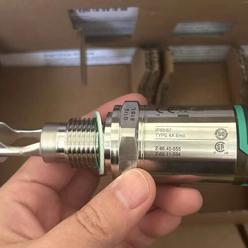 议价德国倍加福振动极限开关LVL-A7-AG1A-E5V1-CG-EMS全新现货