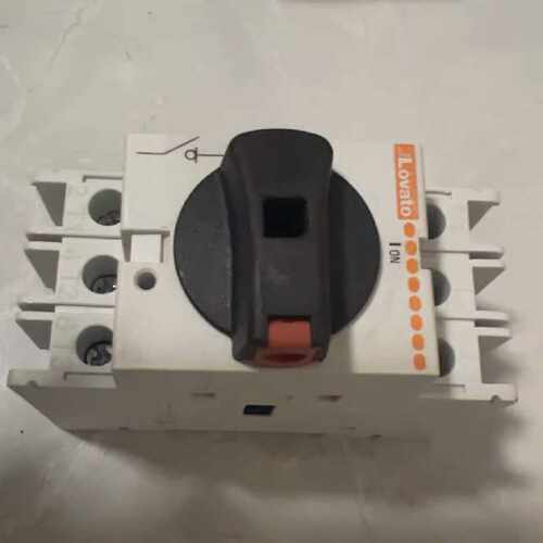 议价Lovato开关GA063A GAX61 GAX7500 GAX42063A全新原装现货