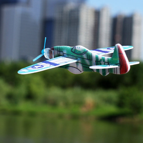 手抛泡沫飞机恐龙直飞回旋飞机手工课拼装滑翔机儿童益智DIY玩具