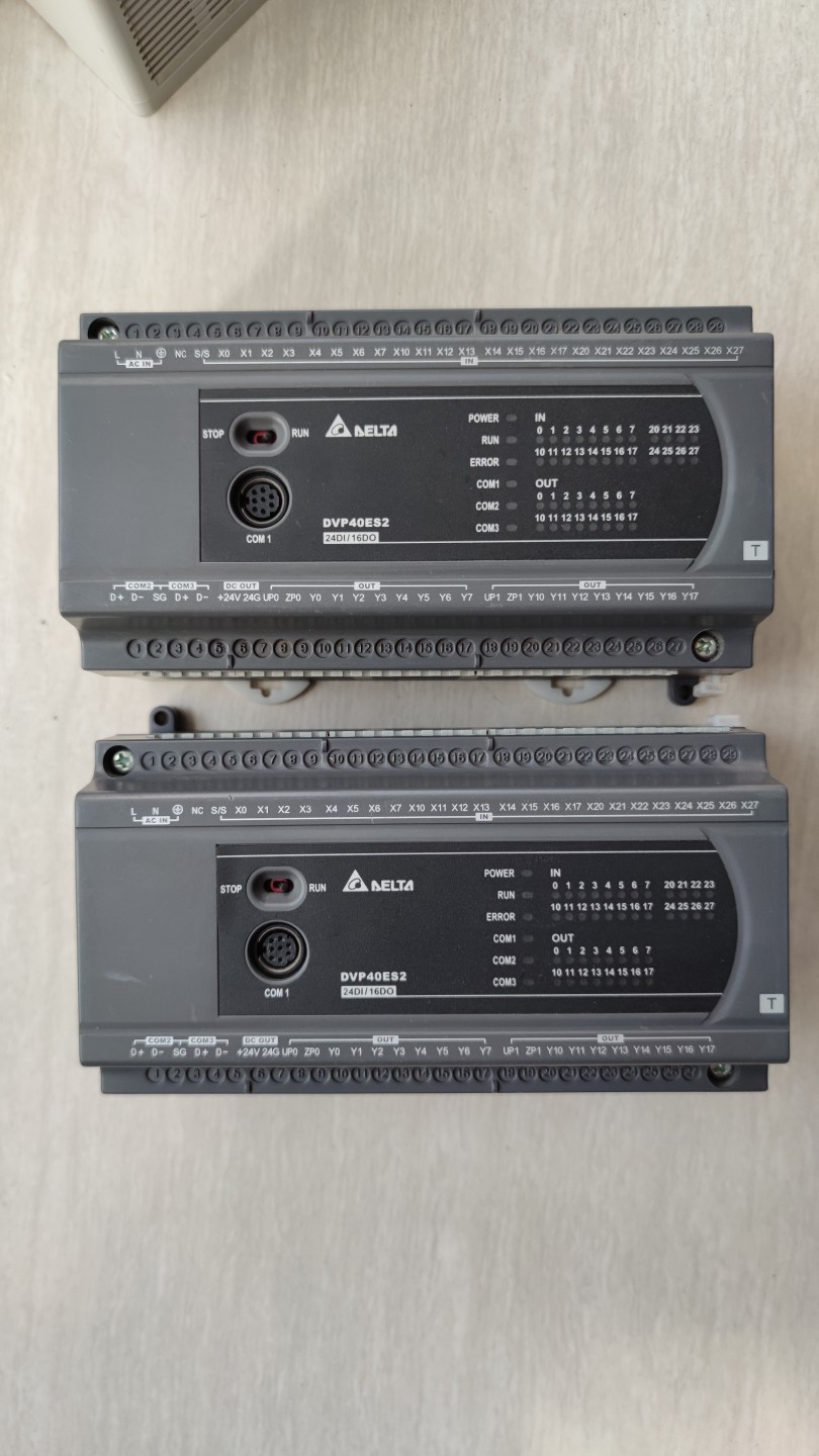 台达PLC DVP40ES200T成色实物图 功能正常