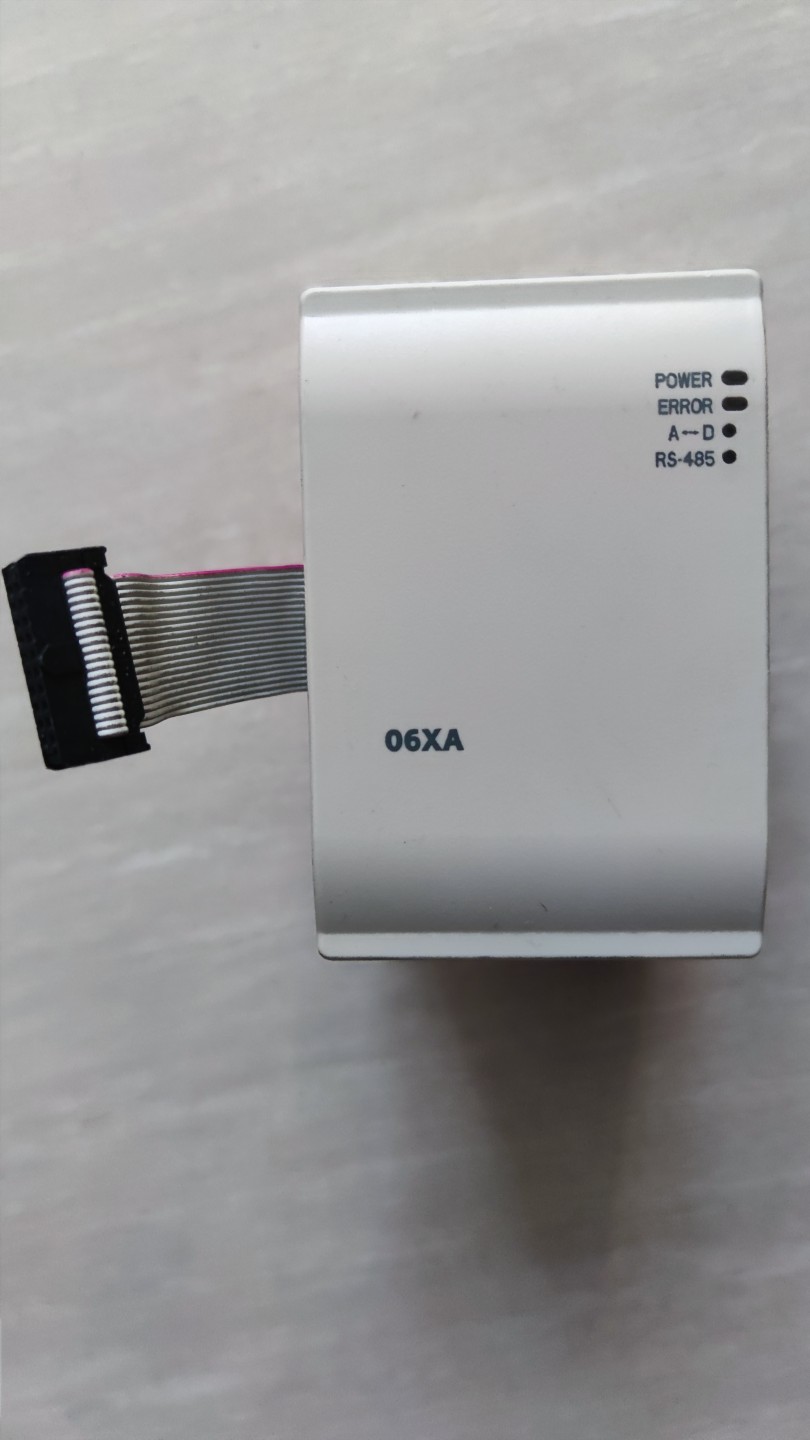 台达PLC扩展DVP06XA-H2成色实物图，功能正常