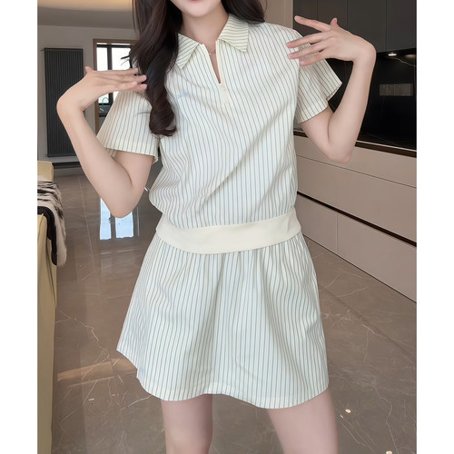 时尚套装女2025夏季新款爆款宽松翻领短袖短裤裙大码胖mm两件套潮