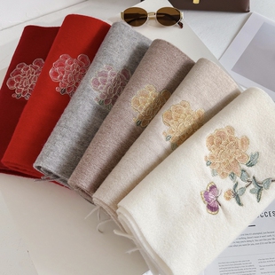 100%羊毛围巾女冬季牡丹刺绣红色羊绒披肩两用妈妈加厚高级感围脖