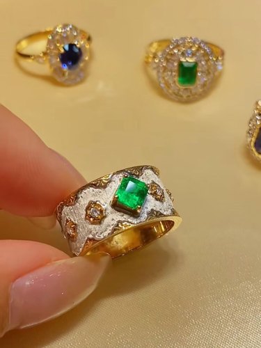 天然潘杰希尔祖母绿戒指69分木佐绿 18k重金镶嵌 布契拉提风 证书