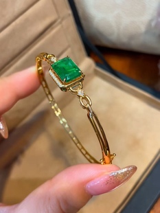 18k金天然赞比亚祖母绿手镯2.9克拉 国际证书 金重7.28g