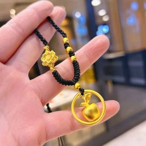 古法金色莲花平安扣项链轻奢百搭