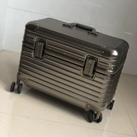 Золотой, металлический, алюминиево-магниевый сплав