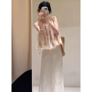 2025超火夏装一整套米白色花朵吊带半身裙套装女装富家千金感穿搭