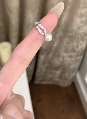 马蹄扣戒指女小众设计轻奢高级感指环新中式精致时尚显白食指戒女