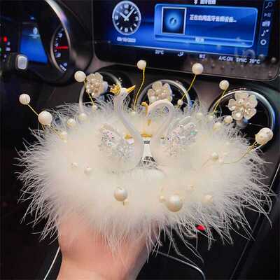 车载可爱情侣小天鹅车载摆件