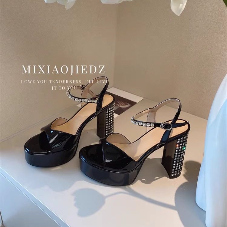 重工2025新款防水台真皮女鞋配裙子粗高跟防水台百搭舒适简约凉鞋,女鞋,一字带凉鞋,淘宝优惠券,粉丝福利购,淘宝优惠卷