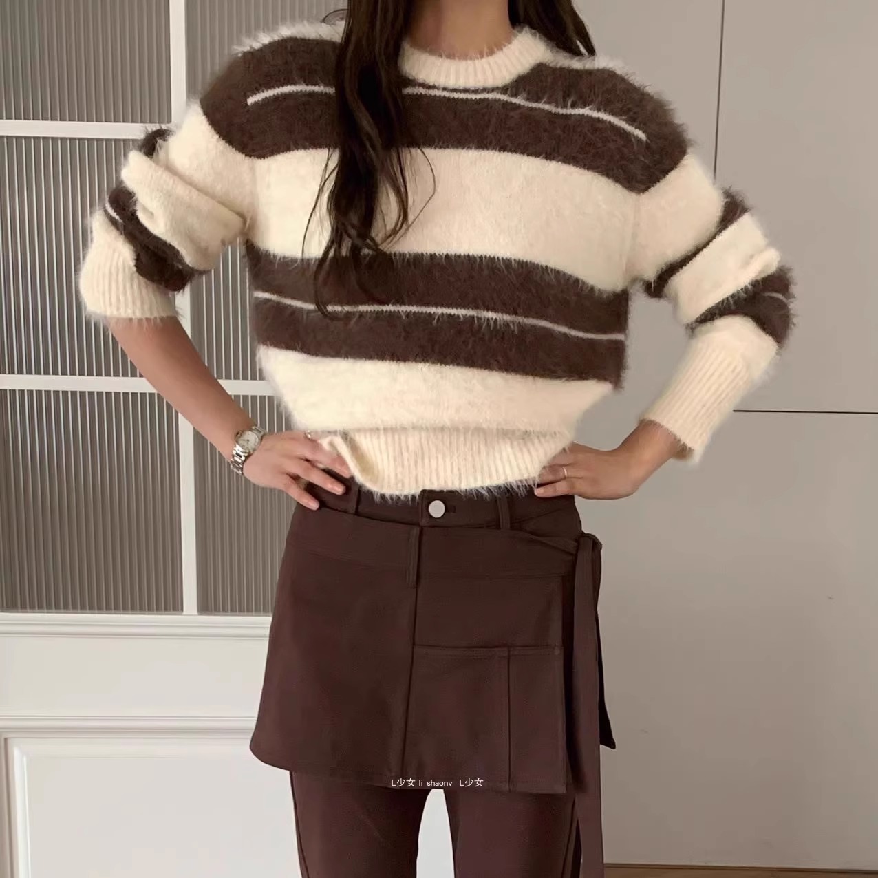 L少女 waitmore慵懒风条纹圆领毛衣女宽松软糯针织衫上衣BW08525