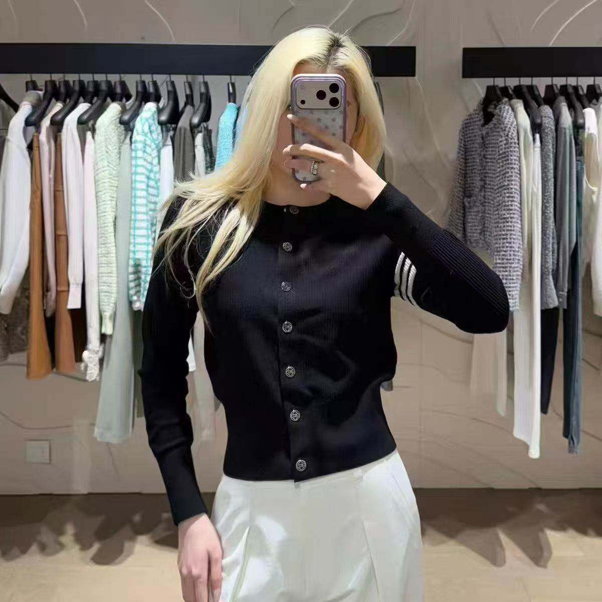 韩版高尔夫轻熟优雅风黑色纽扣针织开衫女高级感气质修身薄款上衣