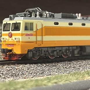 新品 AVIGATOR火车模型 1:160 N比例 展示盒37.2cm带透明防尘罩