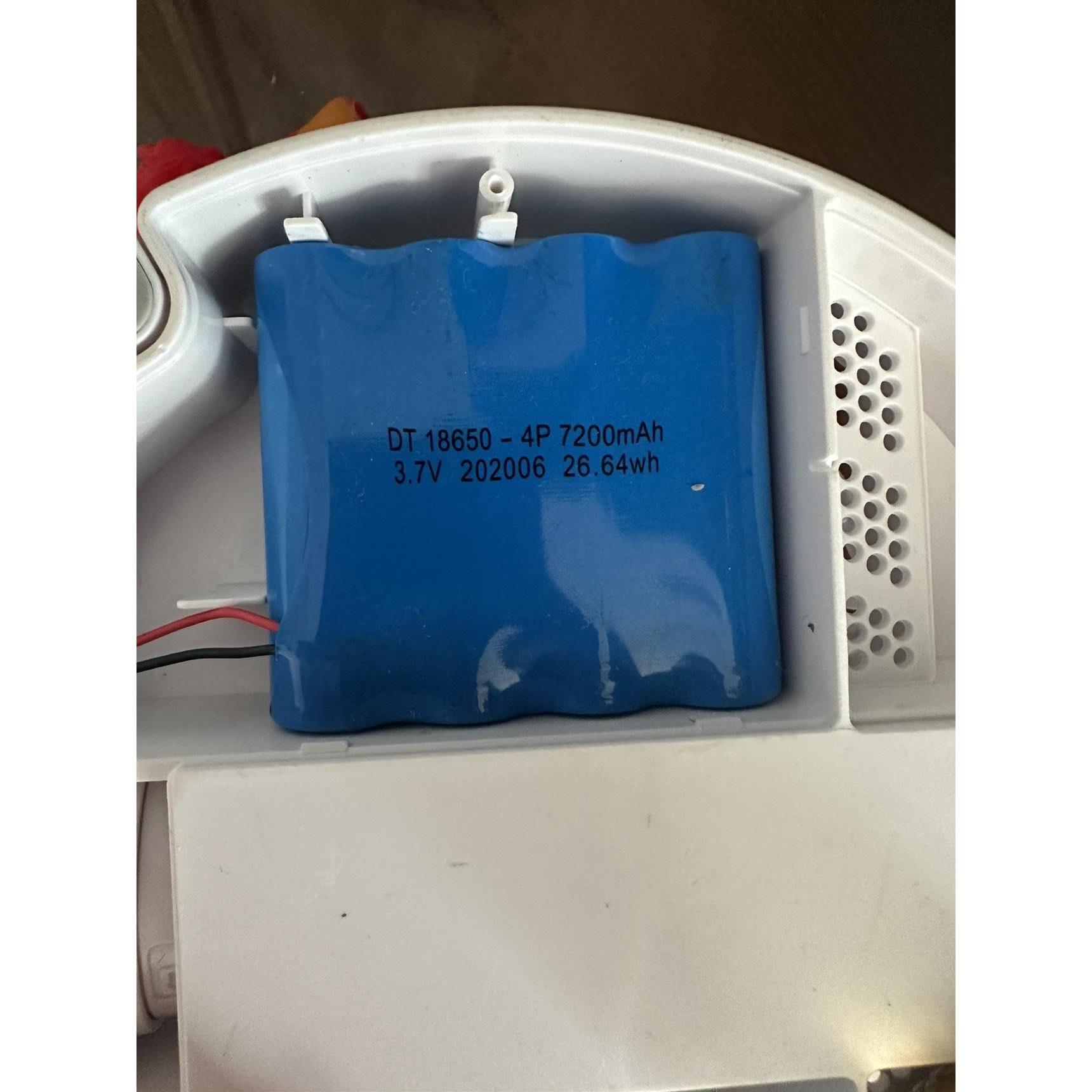 伸缩折叠喷雾清凉风扇摇头遥控静音加湿充电落地电池3.7V 7200mAh