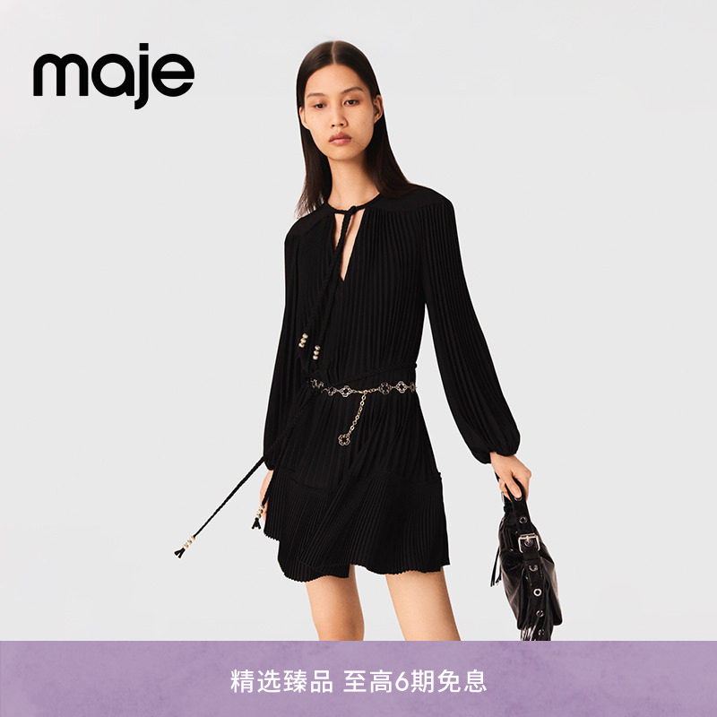 Maje春夏女装法式时尚气质优雅黑色V领风琴褶系带长袖短款连衣裙图片