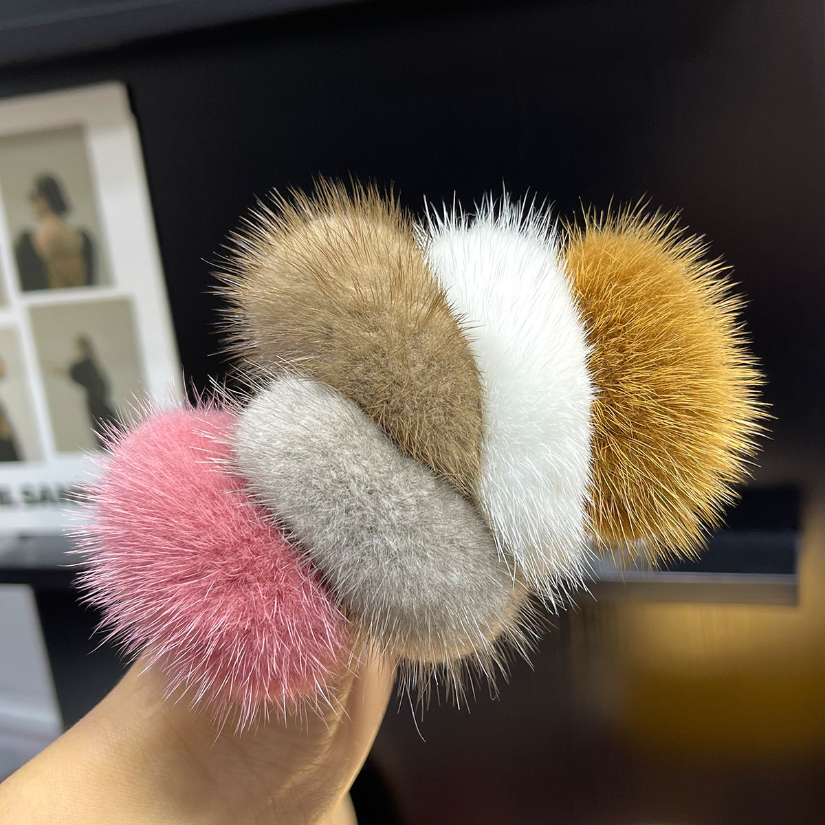 韩国ins水貂毛发绳网红简约显气质发圈可爱毛绒毛球头饰皮筋发饰