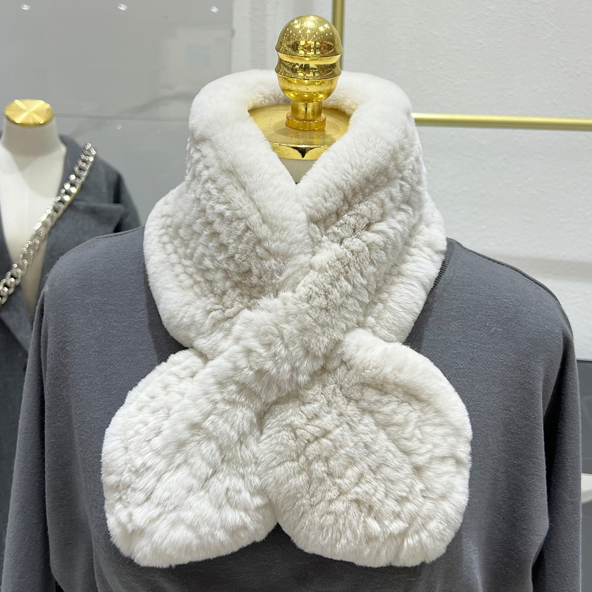 CC家冬季加厚皮草围巾气质百搭款