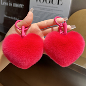 真獭兔毛心形汽车钥匙扣挂件ins毛绒球书包包挂饰 可爱小爱心