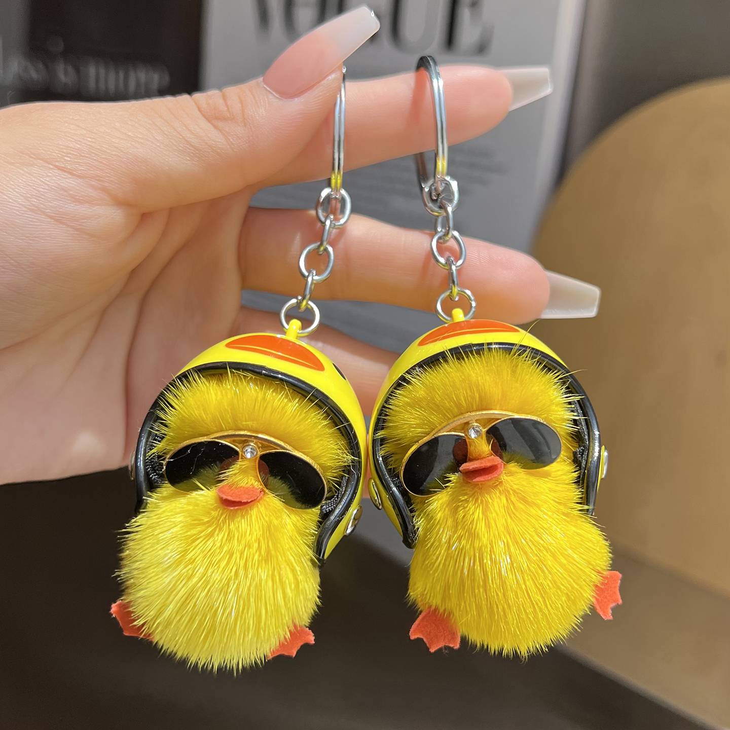 cc皮草可爱小黄鸭钥匙扣包挂件