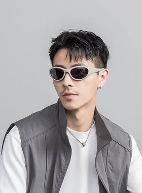 痞帅灰色高级感户外骑行防风墨镜男女2025新款徒步爬山登山太阳镜